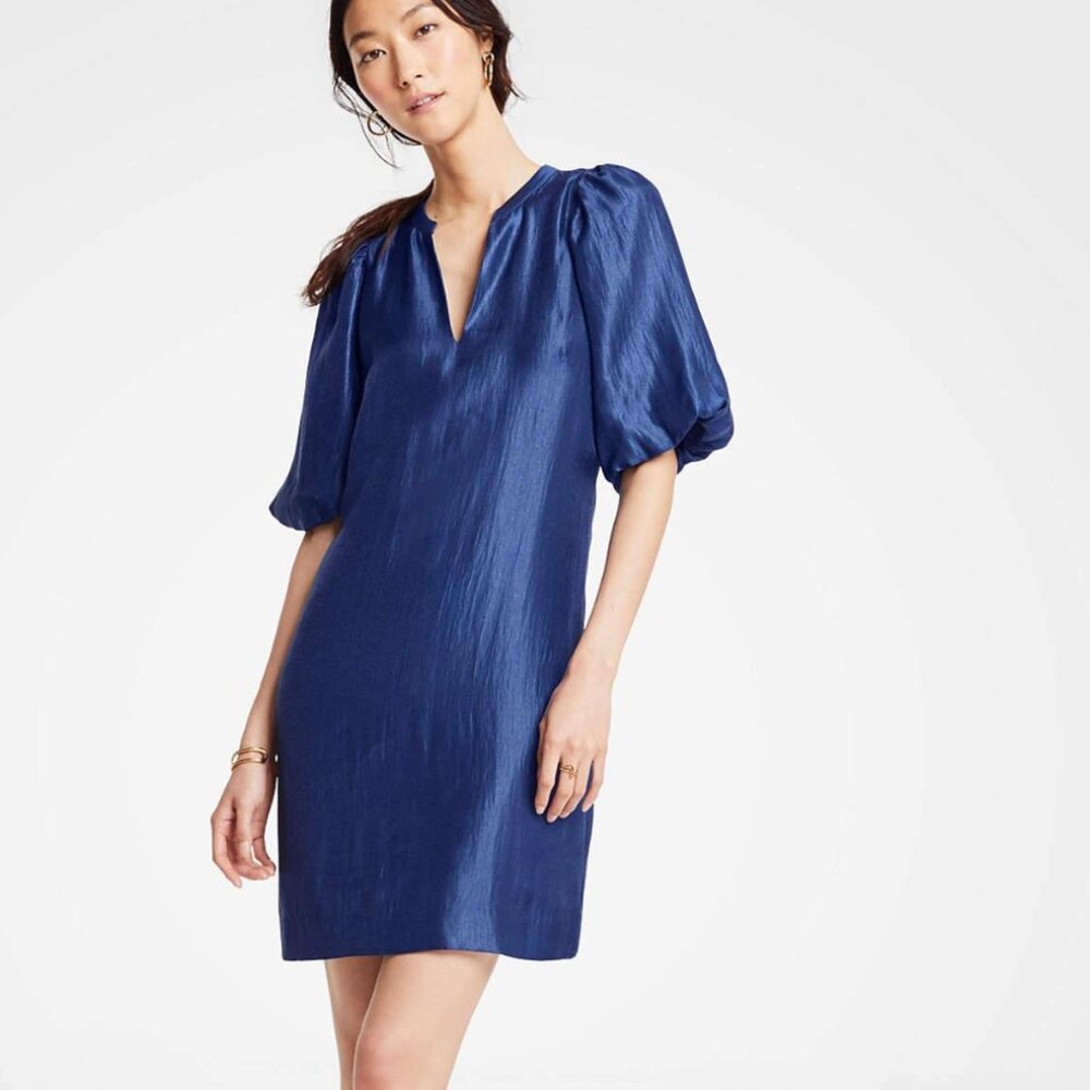 This Ann Taylor dress is a chic, modern take on the classic shift silhouette.
